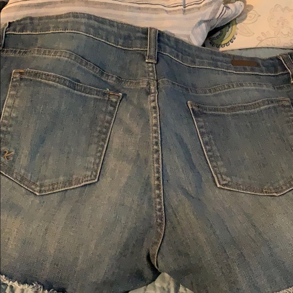 Jean shorts - Picture 2 of 2